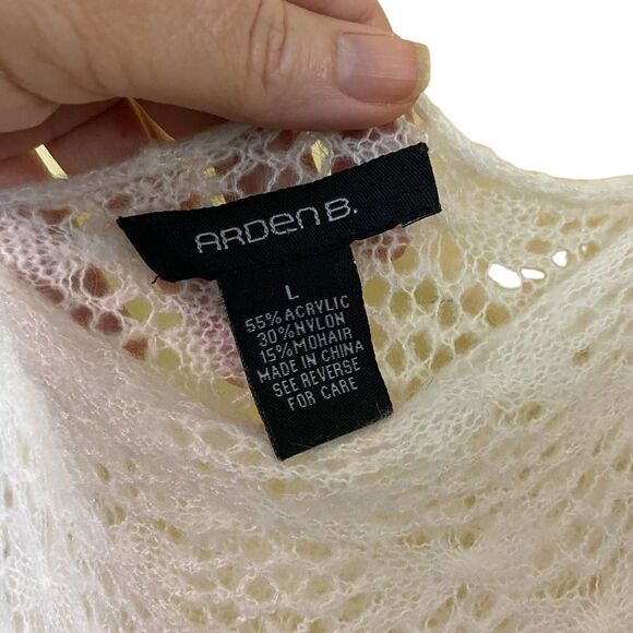 Vintage Arden B Crochet Cold Shoulder Top Size Large - Picture 8 of 10